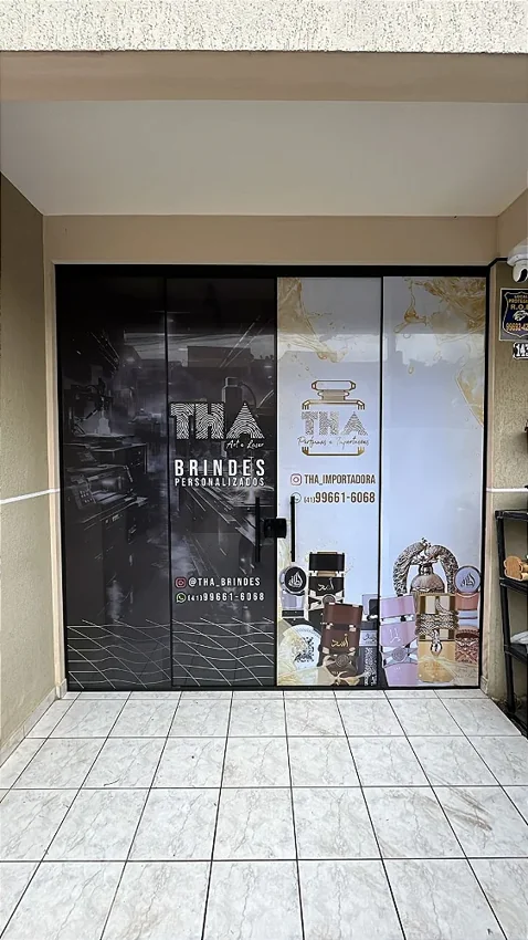 Adesivos para vitrines